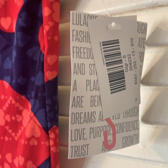 LuLaRoe Gigi Top-S-NWT! - Picture 3 of 3